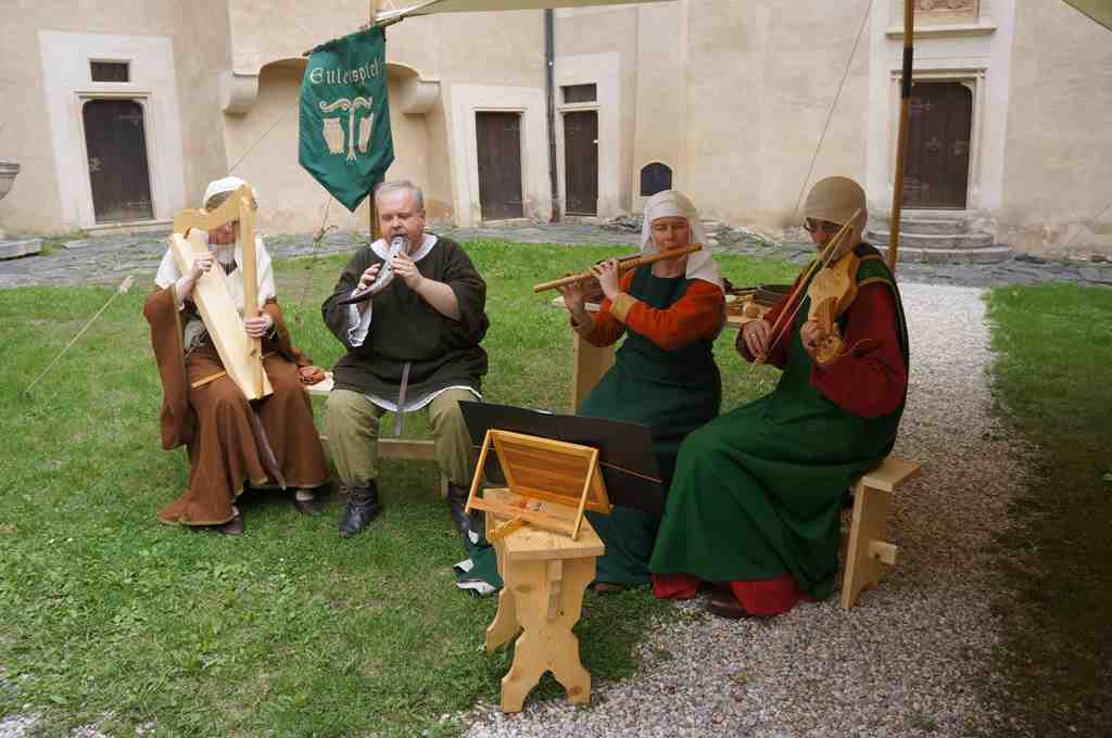 Rosenburg- Historisches Burgtreiben 2013