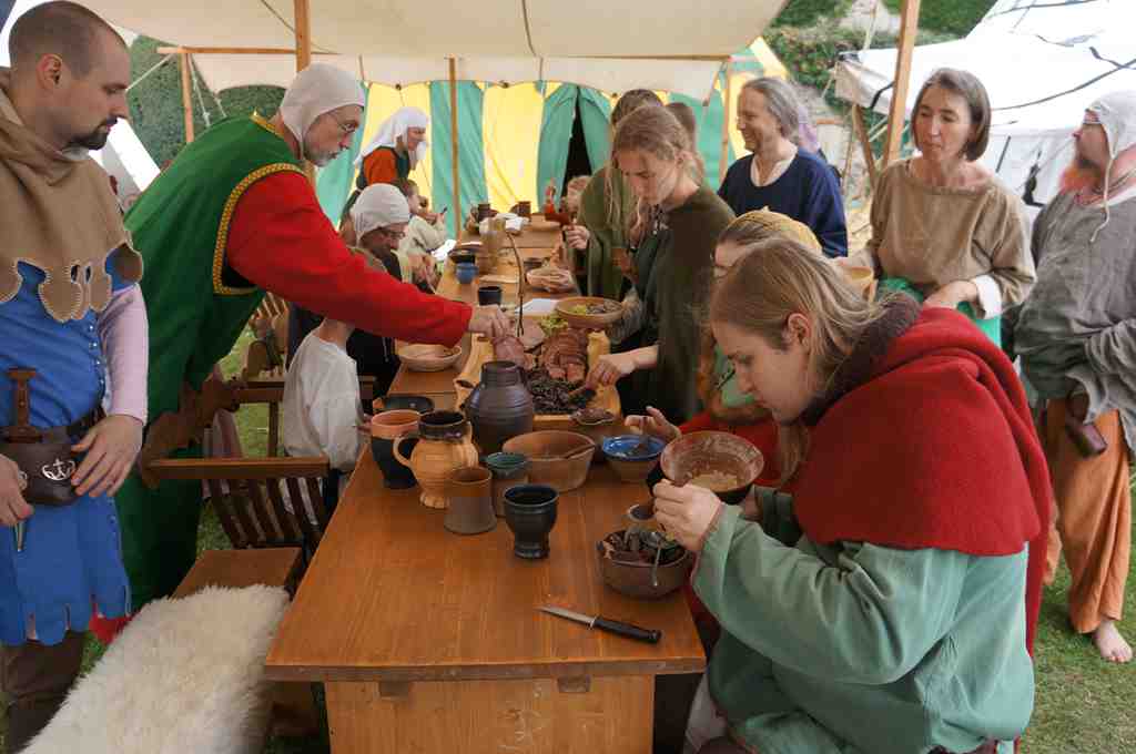 Rosenburg- Historisches Burgtreiben 2013