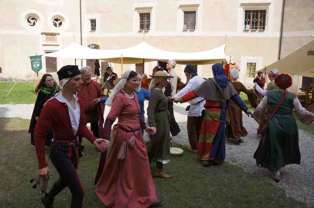 Rosenburg- Historisches Burgtreiben 2013