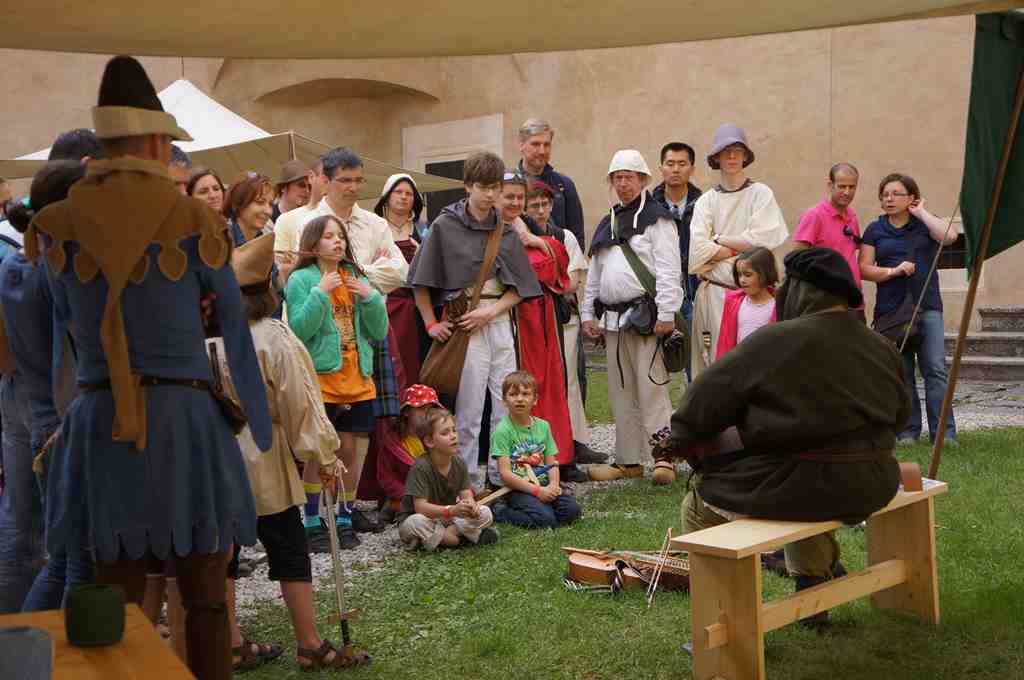 Rosenburg- Historisches Burgtreiben 2013