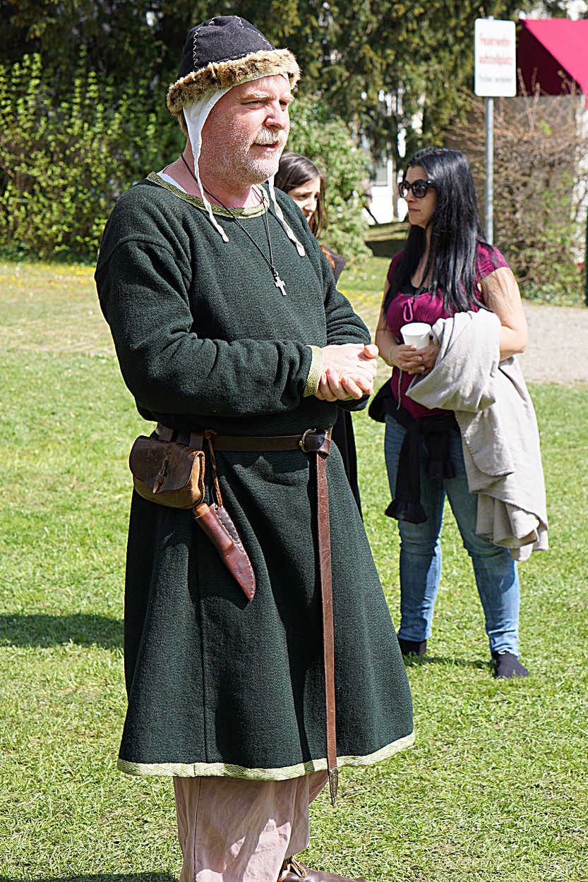 2017-04-09: Eulenspiels Spezialtanzgruppe SPEZZATO bei Auftritt auf Schloss Gloggnitz (Fotos)
