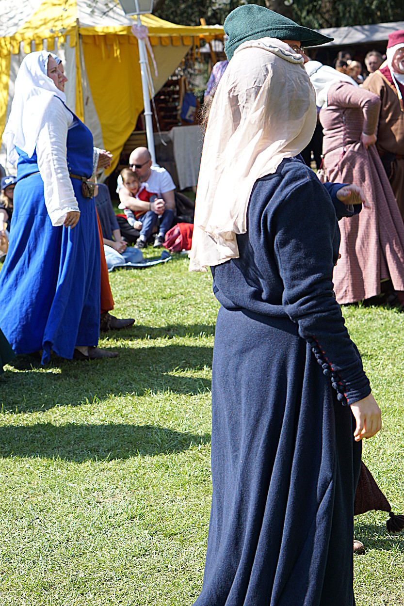 2017-04-09: Eulenspiels Spezialtanzgruppe SPEZZATO bei Auftritt auf Schloss Gloggnitz (Fotos)