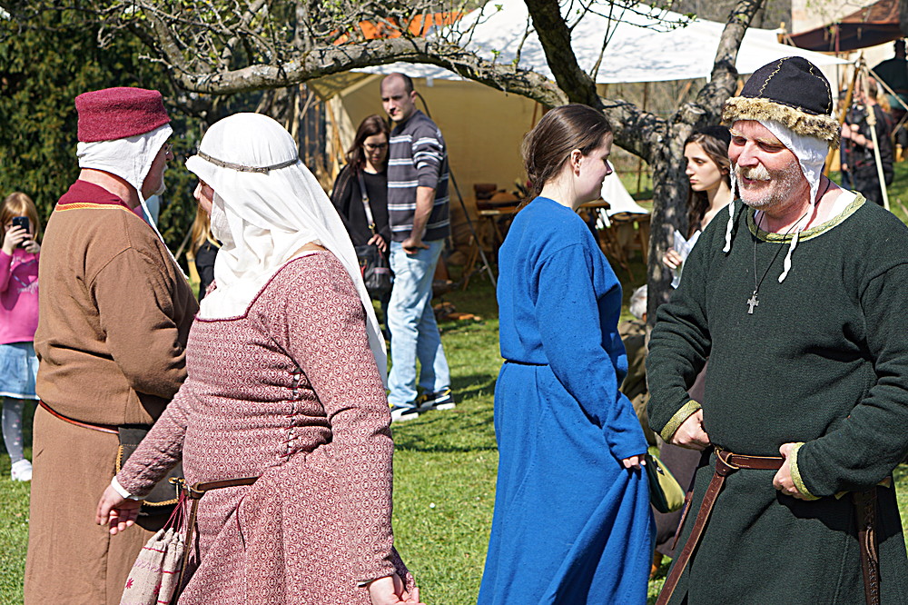 2017-04-09: Eulenspiels Spezialtanzgruppe SPEZZATO bei Auftritt auf Schloss Gloggnitz (Fotos)