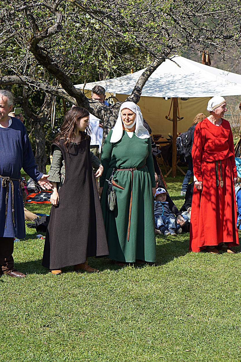 2017-04-09: Eulenspiels Spezialtanzgruppe SPEZZATO bei Auftritt auf Schloss Gloggnitz (Fotos)