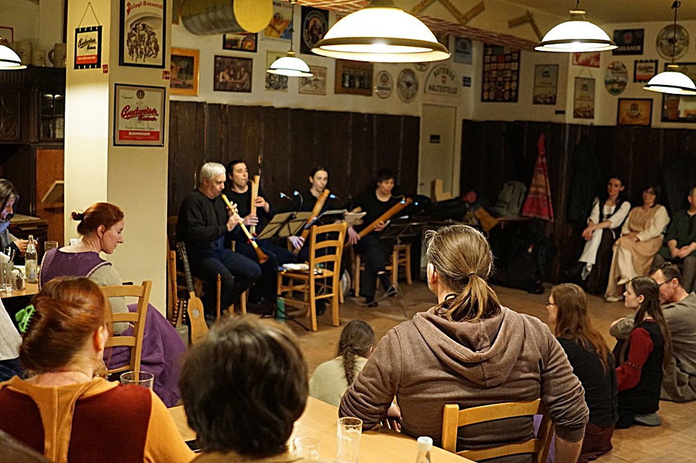 2019 03 23 ENSEMBLE LAKRITZ - Historische Tanztaverne