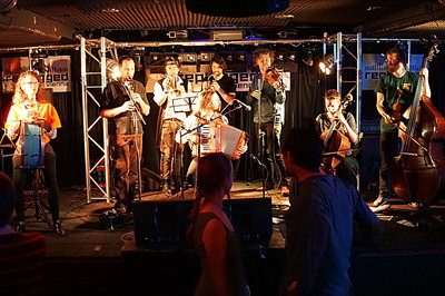 Image: 2018 03 18 Ballsaal Eulenfolk mit der WILDEN KAPELLE und VALENTIN ARNOLD (Fotos)