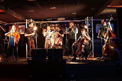 Image: 2018 03 18 Ballsaal Eulenfolk mit der WILDEN KAPELLE und VALENTIN ARNOLD (Fotos)